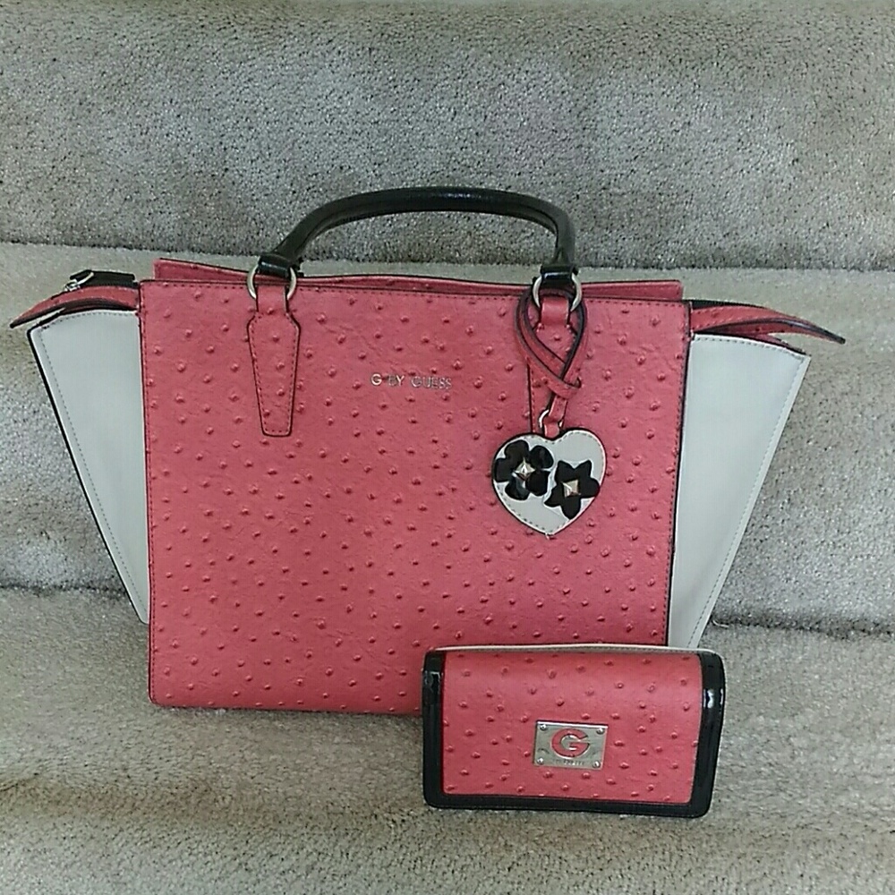 Guess Wallet